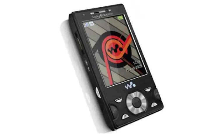 den-ein-8-GB-Memory-Stick-aber-reichlich-zur-Verfuegung-stellt