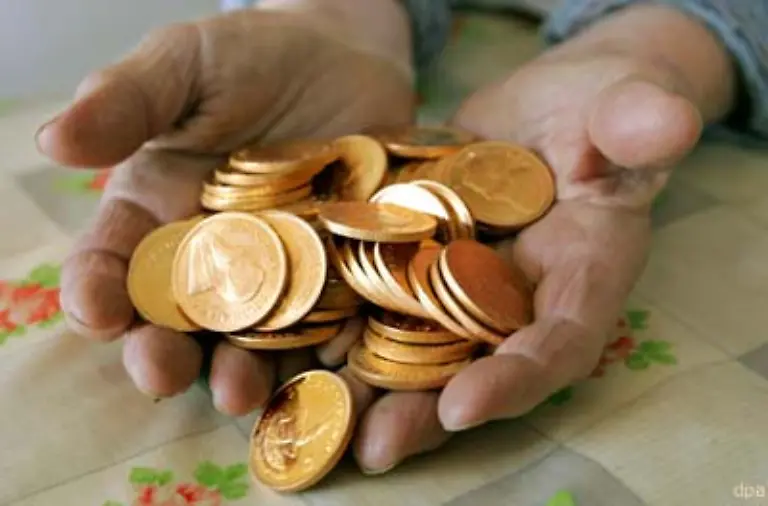 Die-Goldwaehrung-ist-Geschichte-aber-das-Misstrauen-in-Politik-und-Wirtschaft-laesst-sich-auch-im-21-Jahrhundert-gut-am-Goldkurs-ablesen-Schlechte-Zeiten-sind-gute-Zeiten-fuer-Gold