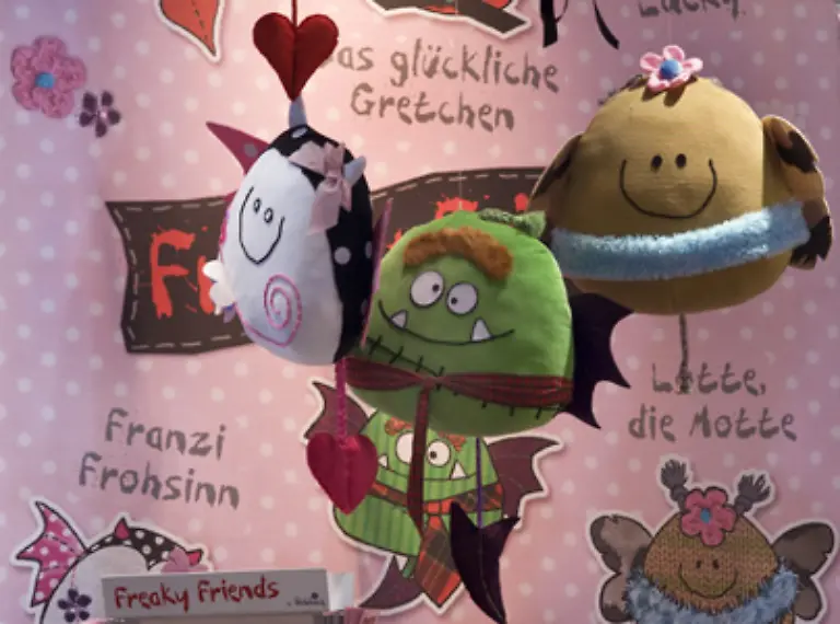 Ob-kartoffelfoermige-Freaky-Friends-die-Sympathie-der-lieben-Kleinen-gewinnen-koennen-ist-fraglich-Aber-ein-zuversichtliches-Laecheln-ist-ja-ein-Anfang