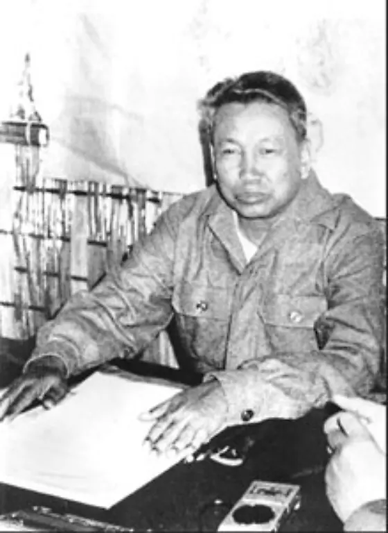 Bruder-Nummer-Eins-der-Roten-Khmer-Pol-Pot-schwebt-ein-Agrarkommunismus-vor