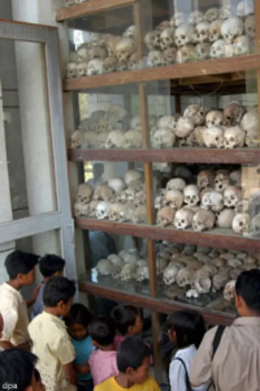 Dies-ist-die-voellige-Geheimhaltung-der-fuehrenden-Funktionaere