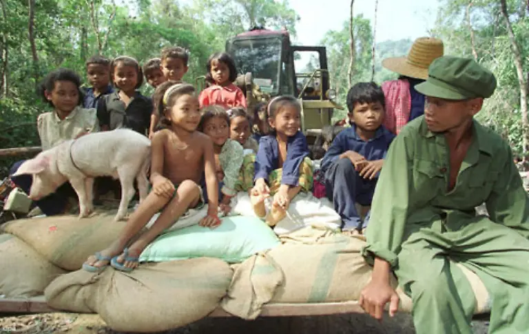 Nach-und-nach-kommt-es-allerdings-zu-Aufloesungserscheinungen