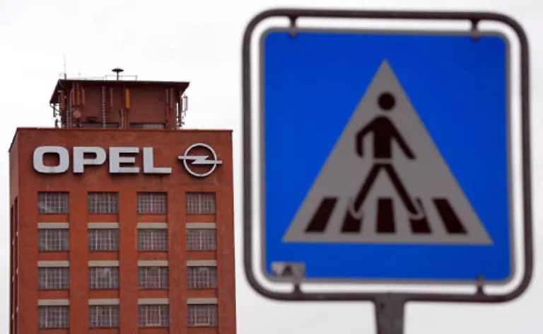 Die-Weihnachtsferien-in-der-Opel-Eisenach-GmbH-wurden-auf-vier-Wochen-ausgedehnt-die-Produktion-stand-dort-bis-zum-12-Januar-still-Anfang-Februar-soll-sie-erneut-fuer-eine-Woche-gestoppt-werden