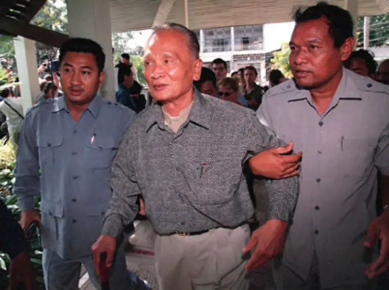 Ehemalige-Untergebene-bezeichnen-ihn-als-Mordmaschine-der-Roten-Khmer