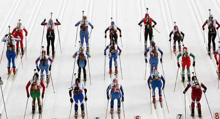 Bereits-in-ihrem-dritten-Weltcuprennen-gelingt-Kati-Wilhelm-die-erste-Podestplatzierung-im-Sprint-von-Antholz-belegt-sie-den-dritten-Platz