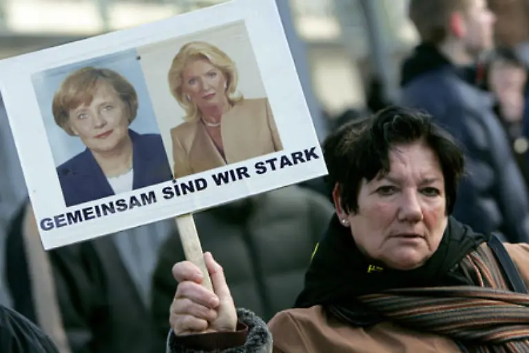 Er-hat-44-Lastzuege-und-ist-zu-100-Prozent-von-Schaeffler-abhaengig-Auch-sein-groesster-Wunsch-Ich-hoffe-dass-Schaeffler-Staatshilfe-bekommt-Die-Experten-bemuehen-sich-redlich-so-viel-laesst-sich-sagen-Fuer-die-schweren-Verhandlungen-mit-den-Banken-und