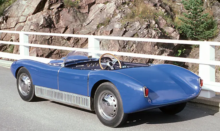 Damit-erreichte-der-nur-500-Kilogramm-schwere-Wagen-eine-Hoechstgeschwindigkeit-von-160-km-h