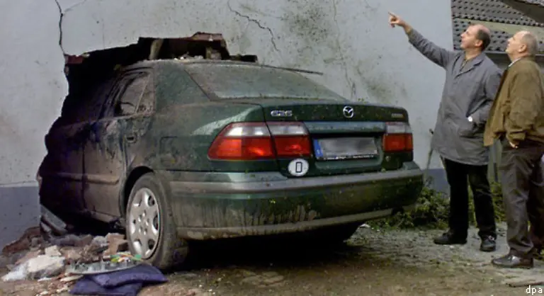 Wieder-andere-merken-nicht-dass-sie-ihr-Fahrzeug-besser-stehen-lassen-sollten