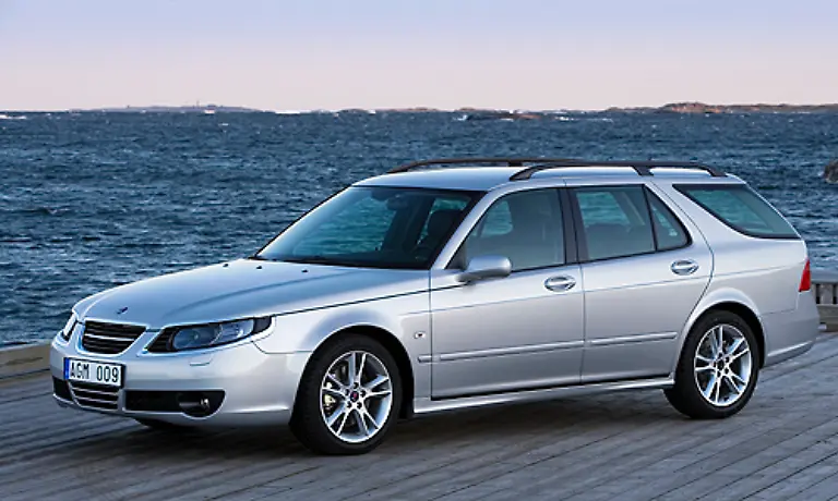 Er-wurde-ab-1997-als-erstes-Serienfahrzeug-mit-ventilierenden-Vordersitzen-ausgeliefert-In-Europa-ist-der-Kombi-genannt-SportWagon-besonders-beliebt