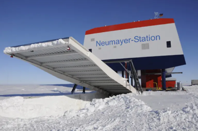 Die-neue-deutsche-Forschungsstation-in-der-Antarktis-Neumayer-III-ist-offiziell-eroeffnet