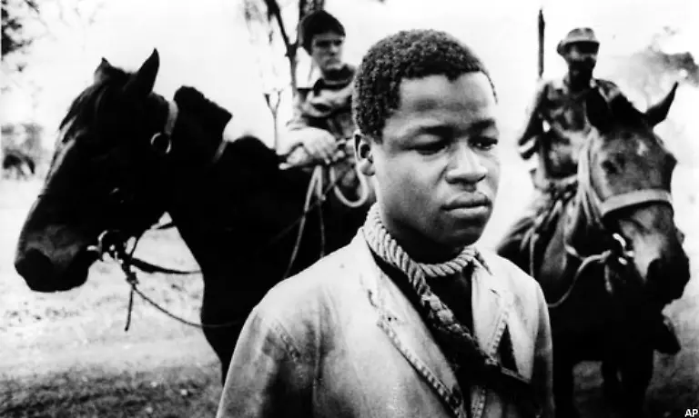 Noch-heisst-das-Land-nicht-Simbabwe