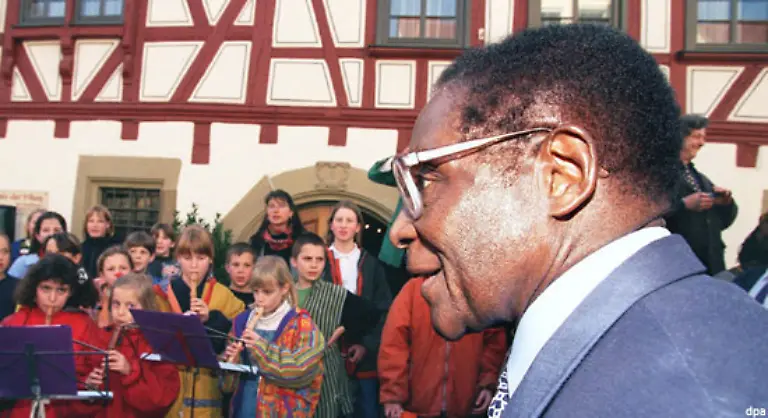 Mugabe-ist-ein-Verbuendeter-des-Westens