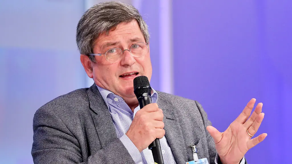 d4e216452b354cb0a2231bfb2ca6dc68