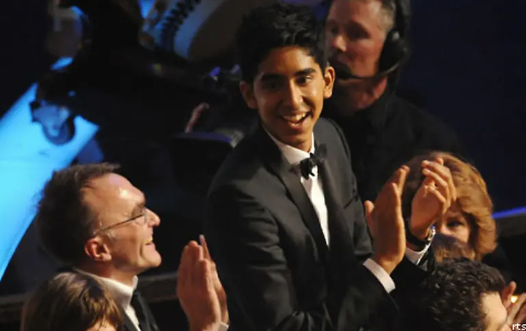 Dev-Patel-in-Los-Angeles-den-Erfolg