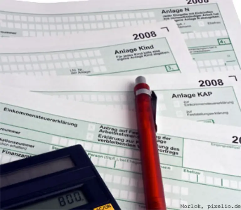 Doch-weil-die-Zeit-so-knapp-war-hatte-er-null-Bock-auf-eine-lange-Steuererklaerung