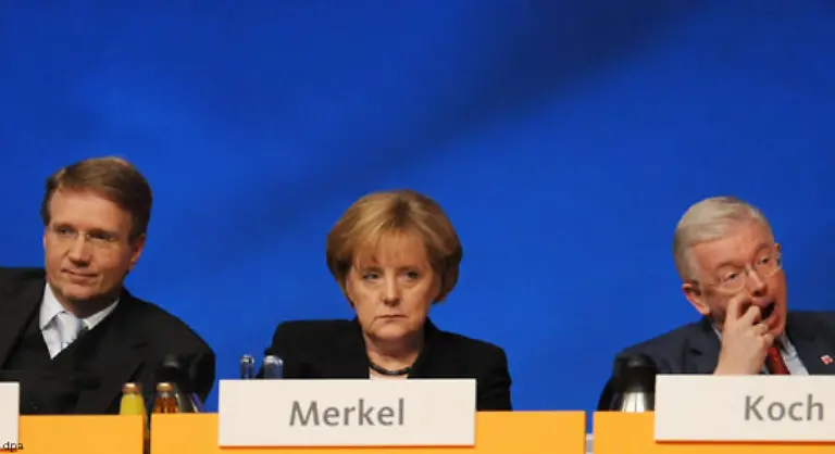 Allerdings-gab-es-da-noch-die-lieben-Parteifreunde