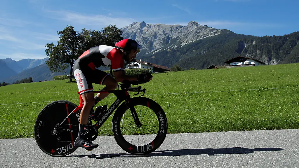 2018-09-26T132652Z-759142183-RC119AEA0DC0-RTRMADP-3-CYCLING-WORLD