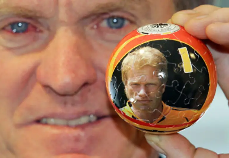 fuer-Oliver-Kahn-als-Nummer-1-im-Tor-der-deutschen-Nationalmannschaft-ausgesprochen
