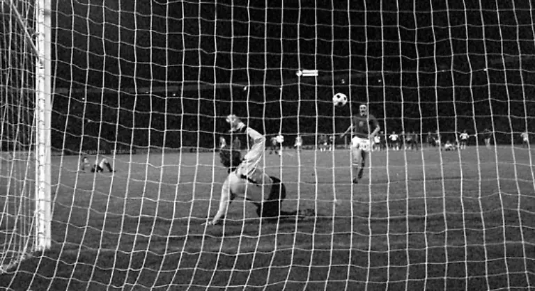 Dass-ich-nicht-mehr-Fussball-spielen-konnte-war-das-wenigste-Ich-hatte-20-Jahre-gespielt