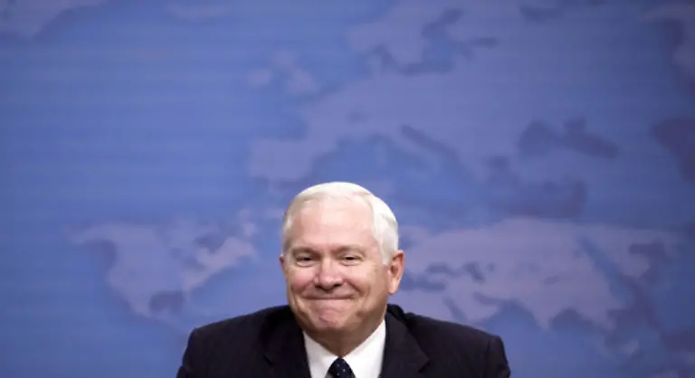 Er-durfte-als-einziger-Bush-Minister-seinen-Platz-am-Kabinettstisch-behalten-Robert-Gates-bleibt-auch-unter-Obama-Verteidigungsminister
