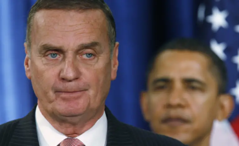 Die-Grundlinien-der-neuen-Sicherheits-und-Verteidigungspolitik-werden-dabei-von-diesem-Mann-vorgeben-James-L-Jones-ist-Obamas-Nationaler-Sicherheitsberater