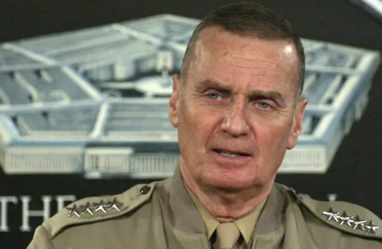 Der-Vier-Sterne-General-und-ehemalige-NATO-Oberbefehlshaber-ist-ein-scharfer-Kritiker-der-Kriegsfuehrung-im-Irak