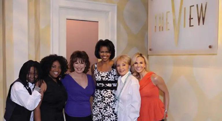 Dabei-kann-man-seine-Oberarme-in-jedem-Alter-in-Form-bringen