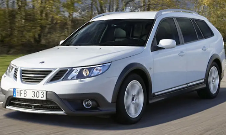 Totgesagte-kaempfen-laenger-Saab-zeigt-in-Genf-den-9-3X-Mit-dem-Kombi-soll-es-edel-ins-Gelaende-gehen-was-wohl-aber-die-wenigsten-wirklich-machen-werden-Dazu-stehen-allradgetriebene-210-PS-aus-einem-Zwei-Liter-Benziner-zur-Verfuegung