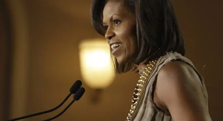 Natuerlich-ist-es-richtig-dass-manche-Anlaesse-nach-etwas-mehr-Stoff-verlangen