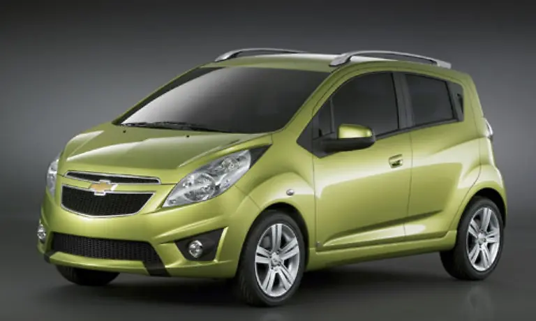 Die-GM-Tochter-Chevrolet-stellt-am-Lac-Lman-den-Spark-vor-Der-viertuerige-Kleinwagen-ist-der-Nachfolger-des-Matiz