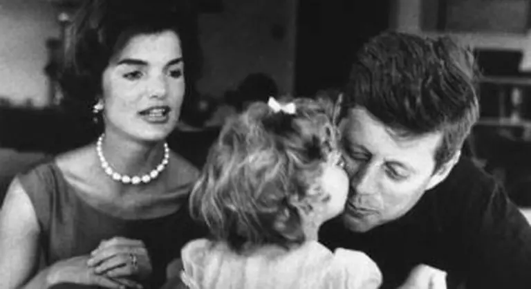 Das-war-bei-den-Kennedys-sicher-nicht-so-dennoch-aber-auch-hier-wieder-die-Aehnlichkeiten