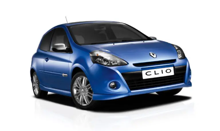 Renault-hat-dem-Clio-ein-Facelift-angedeihen-lassen-und-zeigt-das-Ergebnis-in-Genf-Neben-Retuschen-an-der-Karosserie-bietet-der-Kleinwagen-eine-erweiterte-Ausstattung-an-Vorne-ist-der-Franzose-an-der-groesseren-Kuehleroeffnung-zu-erkennen