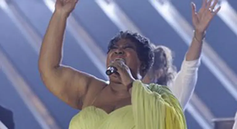 Jedes-aermellose-Winken-wird-da-zu-einem-Beweis-dass-Frauen-und-Muskeln-an-den-Armen