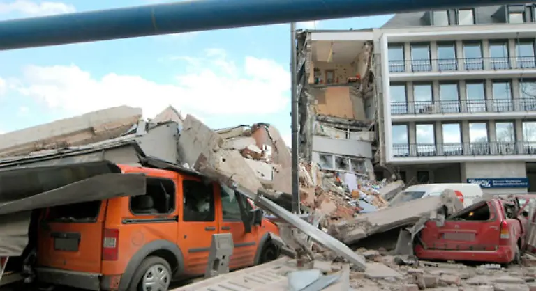 Berichte-ueber-zwei-weitere-in-einem-Auto-verschuettete-Menschen-bestaetigten-sich-dagegen-nicht