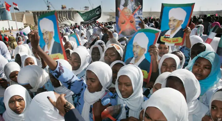 Auch-die-Verhandlungen-zur-Loesung-des-Darfur-Konflikts-koennten-ins-Stocken-geraten