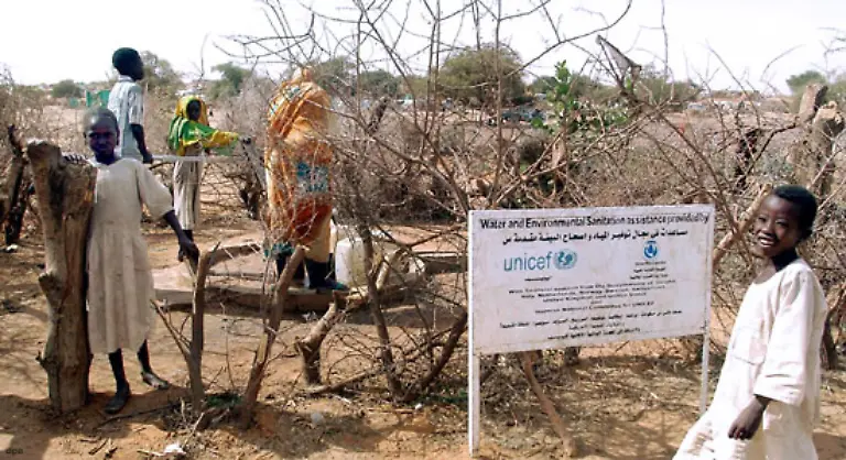 Auch-die-Maenner-getrauen-sich-kaum-hinaus