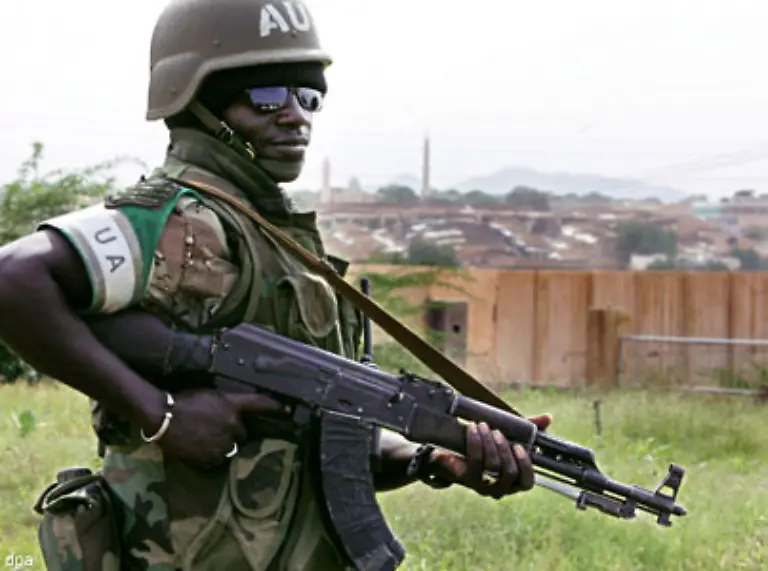 Die-Soldaten-nehmen-am-1-Januar-2008-ihre-Arbeit-auf