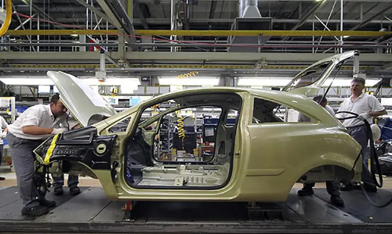Eine-langfristige-Bestandsgarantie-der-Arbeitsplaetze-gibt-es-fuer-die-Opel-Mitarbeiter-allerdings-auch-nicht