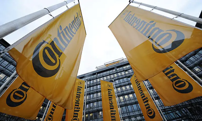 Sie-sollen-neue-Moeglichkeiten-zur-Rettung-von-Unternehmen-finden-die-im-Zuge-der-Finanzkrise-in-schweres-Fahrwasser-geraten-sind