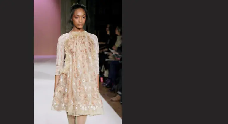 Genau-damit-versucht-sie-der-Wirtschaftskrise-zu-trotzen-die-auch-die-Modebranche-schuettelt