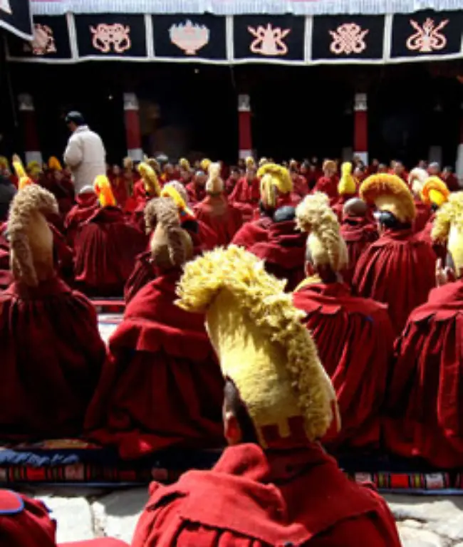 und-vor-allem-der-religioesen-Traditionen-des-tibetischen-Buddhismus