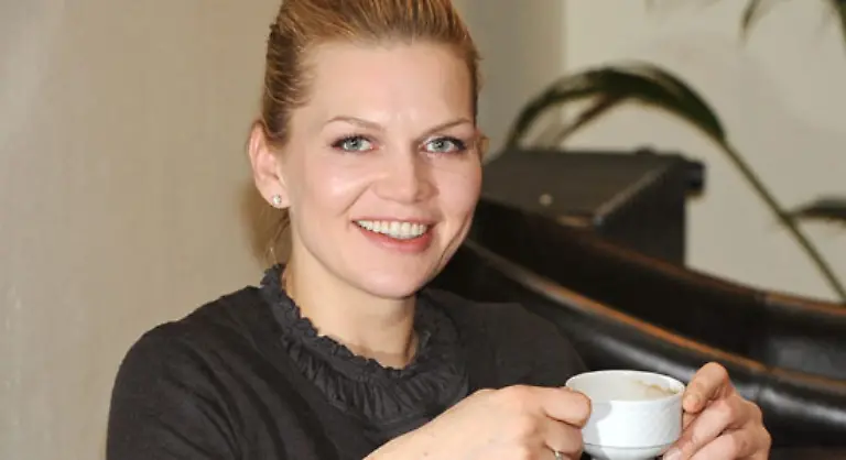 Momentan-ist-Anna-Loos-rundum-gluecklich-Im-Moment-habe-ich-das-Gefuehl-es-gibt-keine-Kurve-runter-Ich-habe-die-letzten-zwei-Jahre-wirklich-so-tolle-Sachen-gedreht