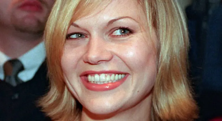 Zwei-Stunden-spaeter-klingelte-es-und-meine-Eltern-standen-vor-der-Tuer