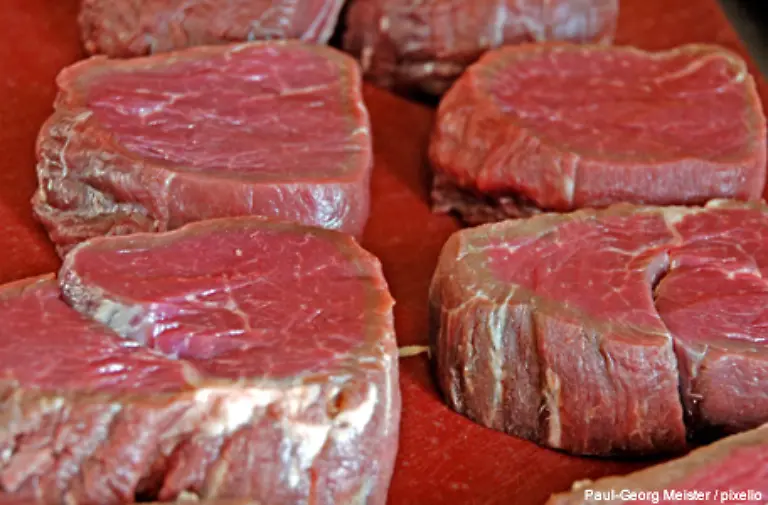 denn-Verbraucher-bevorzugen-Rindfleisch-von-jungen-Tieren-Der-Geschmack-ist-besser-und-das-Fleisch-zarter