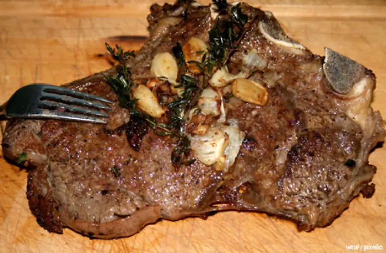 Spitzenreiter-sind-die-Argentinier-die-fast-70-Kilogramm-Rindfleisch-pro-Kopf-und-Jahr-verzehren