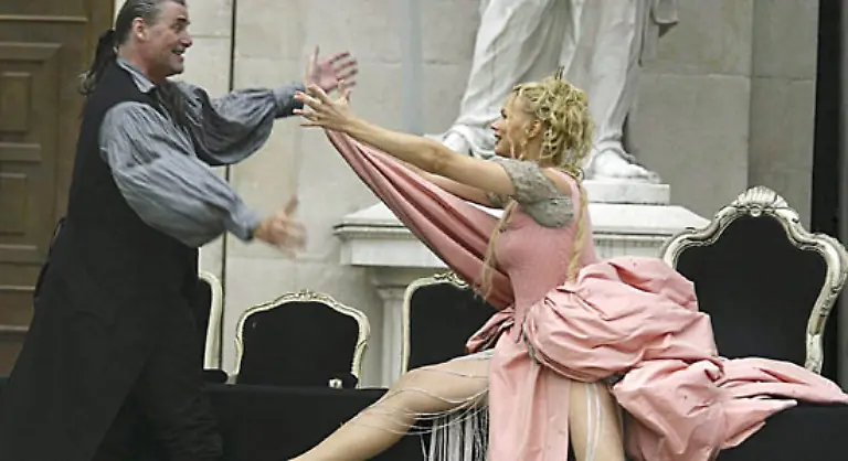 2002-spielte-Veronica-Ferres-die-Buhlschaft-in-der-Jedermann-Inszenierung-bei-den-Salzburger-Festspielen