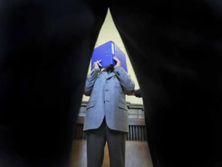 Das-Monstroese-ist-verhandelt-worden