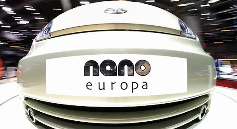 Auch-in-Europa-soll-der-Nano-bald-anrollen-Auf-dem-Genfer-Automobilsalon-war-die-Europa-Version-des-Inders-bereits-zu-sehen-Auf-unserem-Kontinent-wird-er-aber-mindestens-5000-Euro-kosten