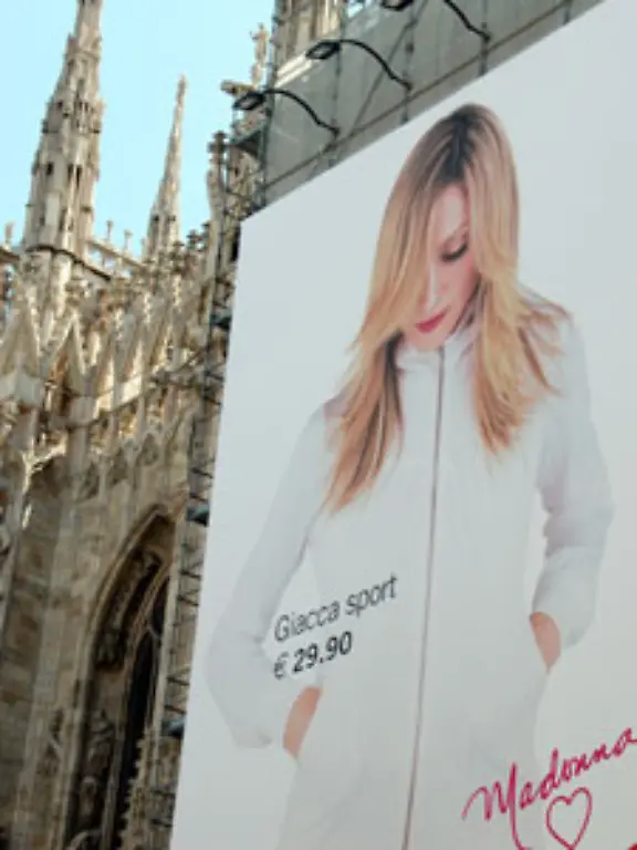 sportlich-aber-nicht-weniger-verfuehrerisch-in-Mailand