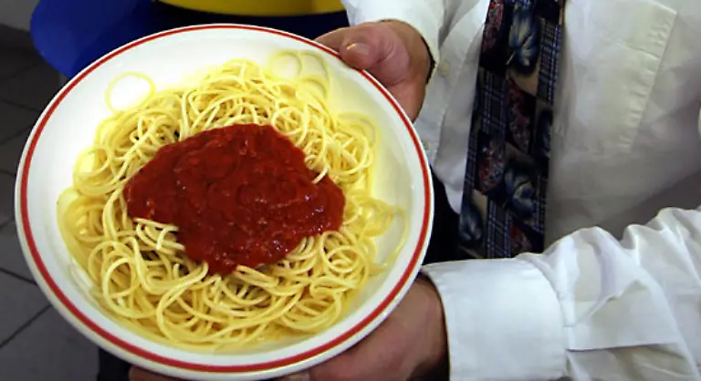 Es-war-die-Zeit-der-Spaghetti-Western-und-fuer-die-internationale-Karriere-brauchte-er-dann-auch-einen-anderen-Namen-damit-sich-die-Filme-besser-verkaufen